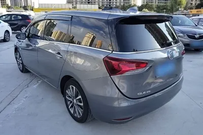 Buick GL6