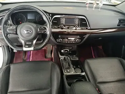 Kia K4