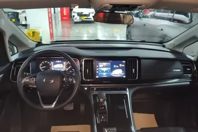 GAC Trumpchi M8