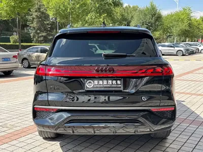 Audi Q6