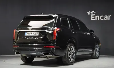 Cadillac XT6