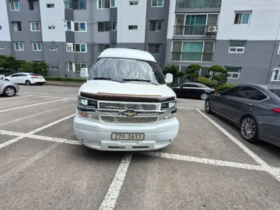 Chevrolet Express Van