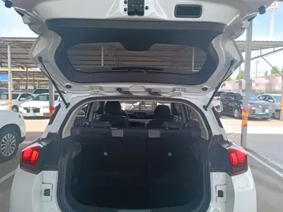 BAIC X3
