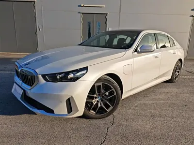 BMW i5