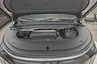 Li Auto L6