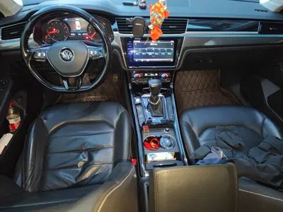 Volkswagen Phideon