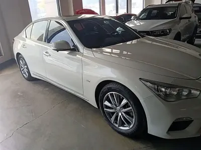 Infiniti Q50L
