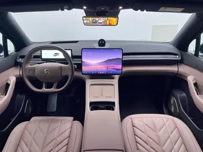 Nio EC6