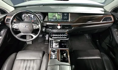 Genesis EQ900