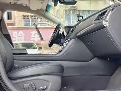 Ford Taurus