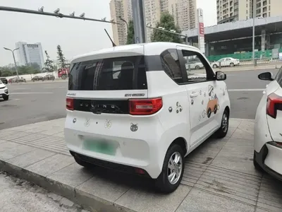 Wuling MINIEV