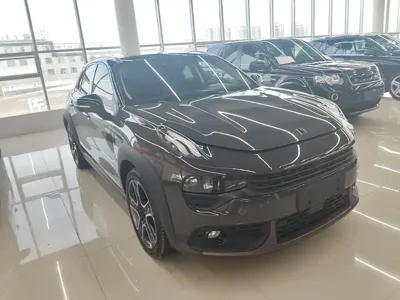 Lynk & Co 02