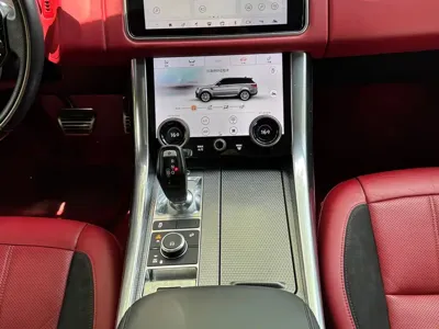 Land Rover Sport