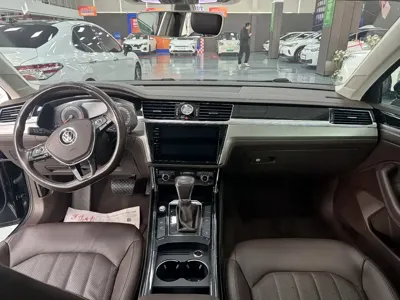 Volkswagen Phideon