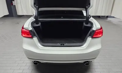 Nissan Maxima