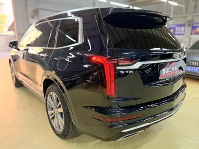 Cadillac XT6