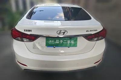 Hyundai Elantra (5th Generation