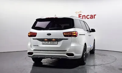 Kia Canival
