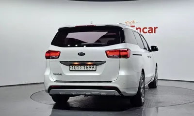 Kia Canival