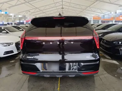 Geely Boyue L
