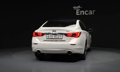 Infiniti Q50