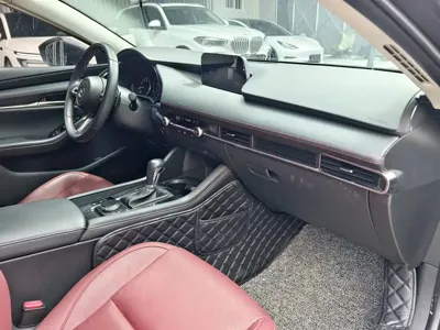 Mazda 3 Axela