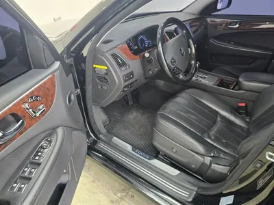 Hyundai Equus