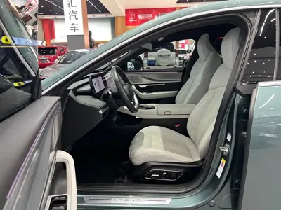 Xpeng P7