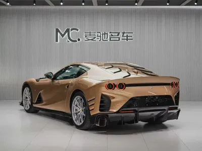 Ferrari 812