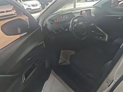 Peugeot 4008