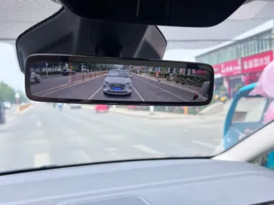 Li Auto Li MEGA