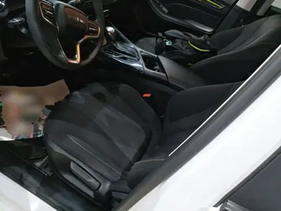 Roewe i5