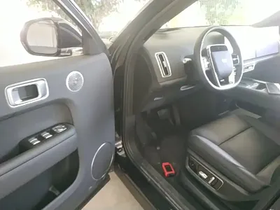 Li Auto Li L8