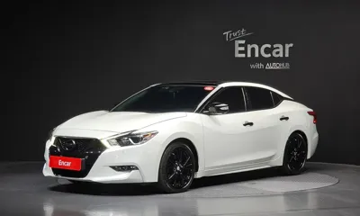 Nissan Maxima