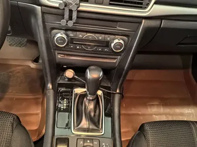 Mazda 3 Axela