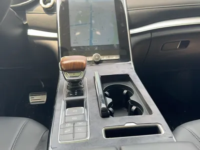 Roewe RX5 eMAX
