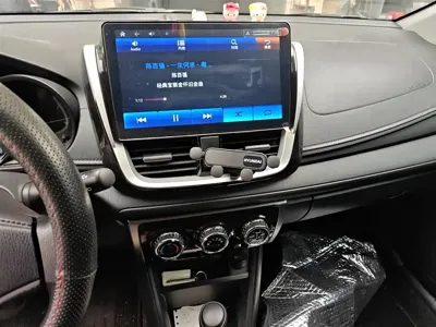 Toyota Yaris L