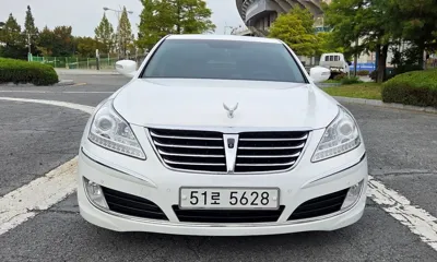 Hyundai Equus