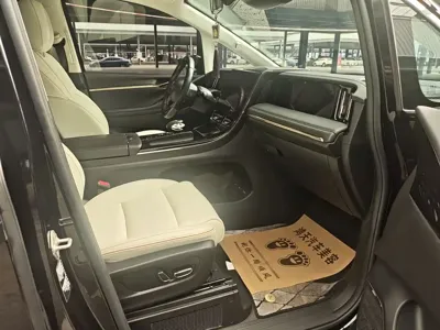 GAC Motor Trumpchi E9