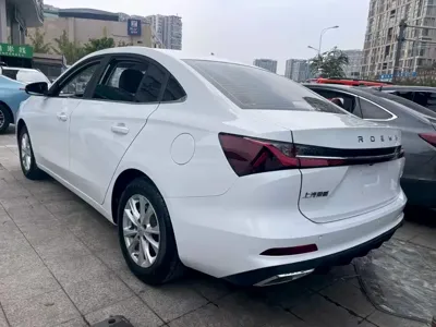 Roewe i5