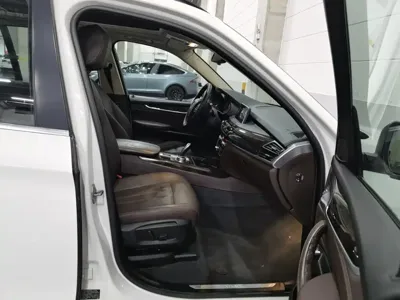 BMW X5 (Import)