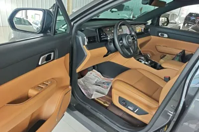 Li Auto ONE