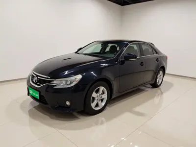 Toyota Reiz