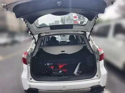 Venucia T70