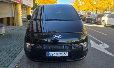 Hyundai Staria