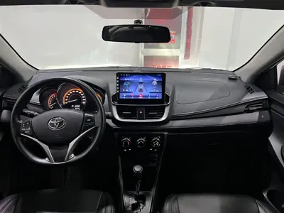 Toyota Yaris L