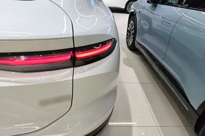 Nio EC6
