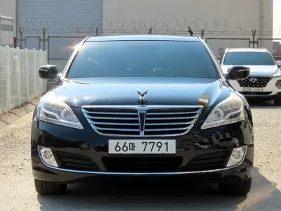 Hyundai Equus