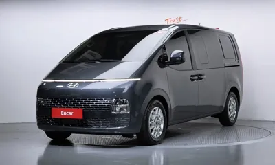 Hyundai Staria
