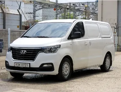 Hyundai Starex